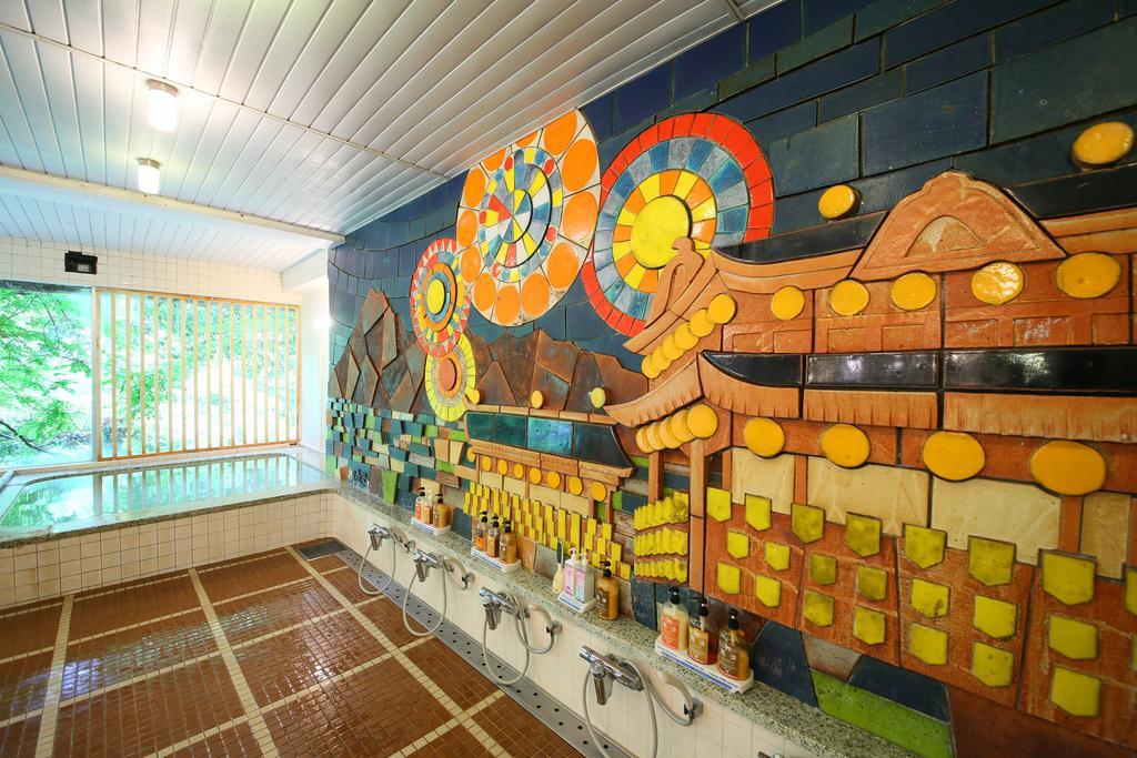 צ'יצ'יבו Hotel Miyama מראה חיצוני תמונה