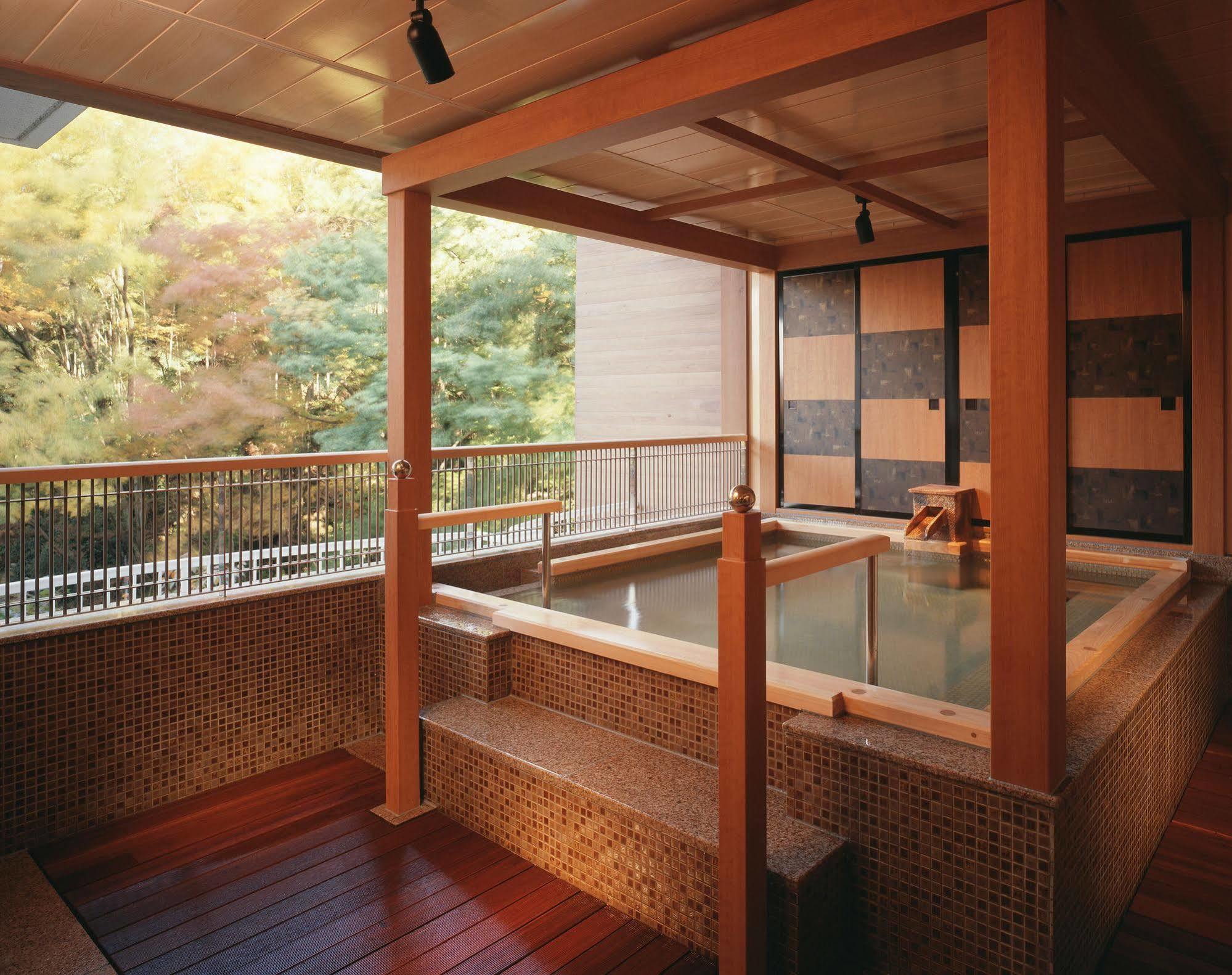 צ'יצ'יבו Hotel Miyama מראה חיצוני תמונה